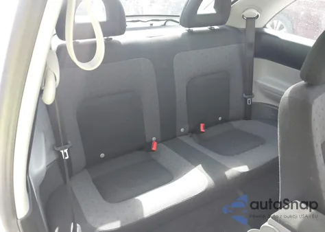 2002 Volkswagen New Beetle Gls из США, поврежденный, VIN 3VWCB21C32M401535